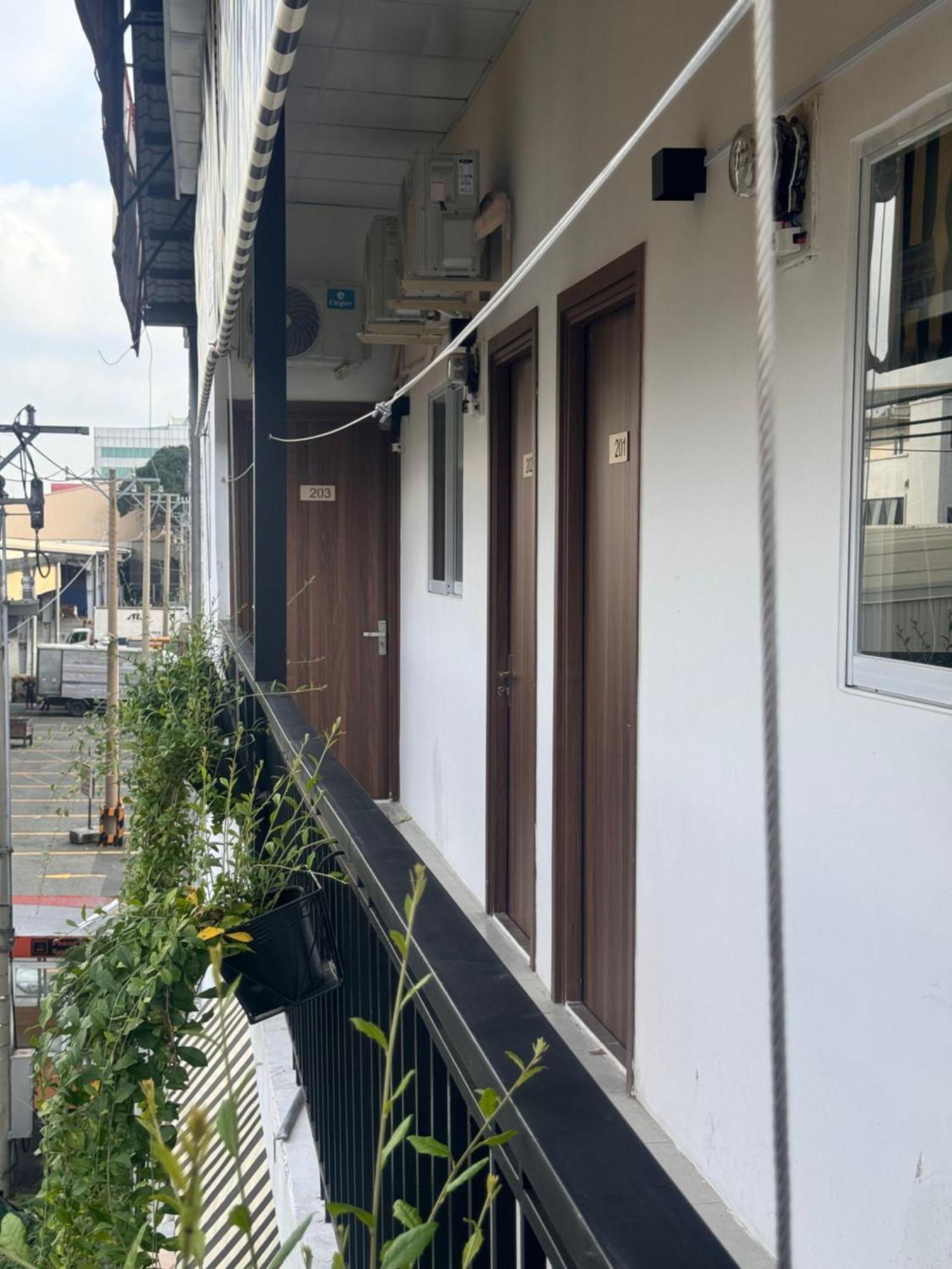 Cozy Home Airport - Self Check-In 247 Ho Chi Minh City Exterior photo